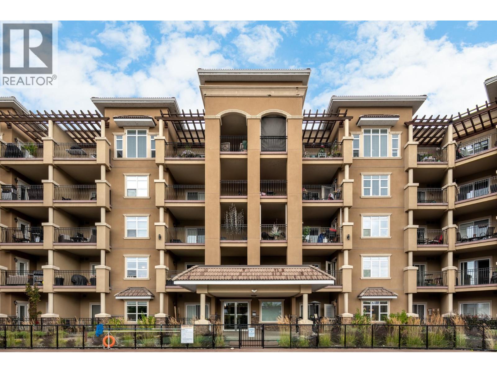 519 2070 Boucherie Road, West Kelowna