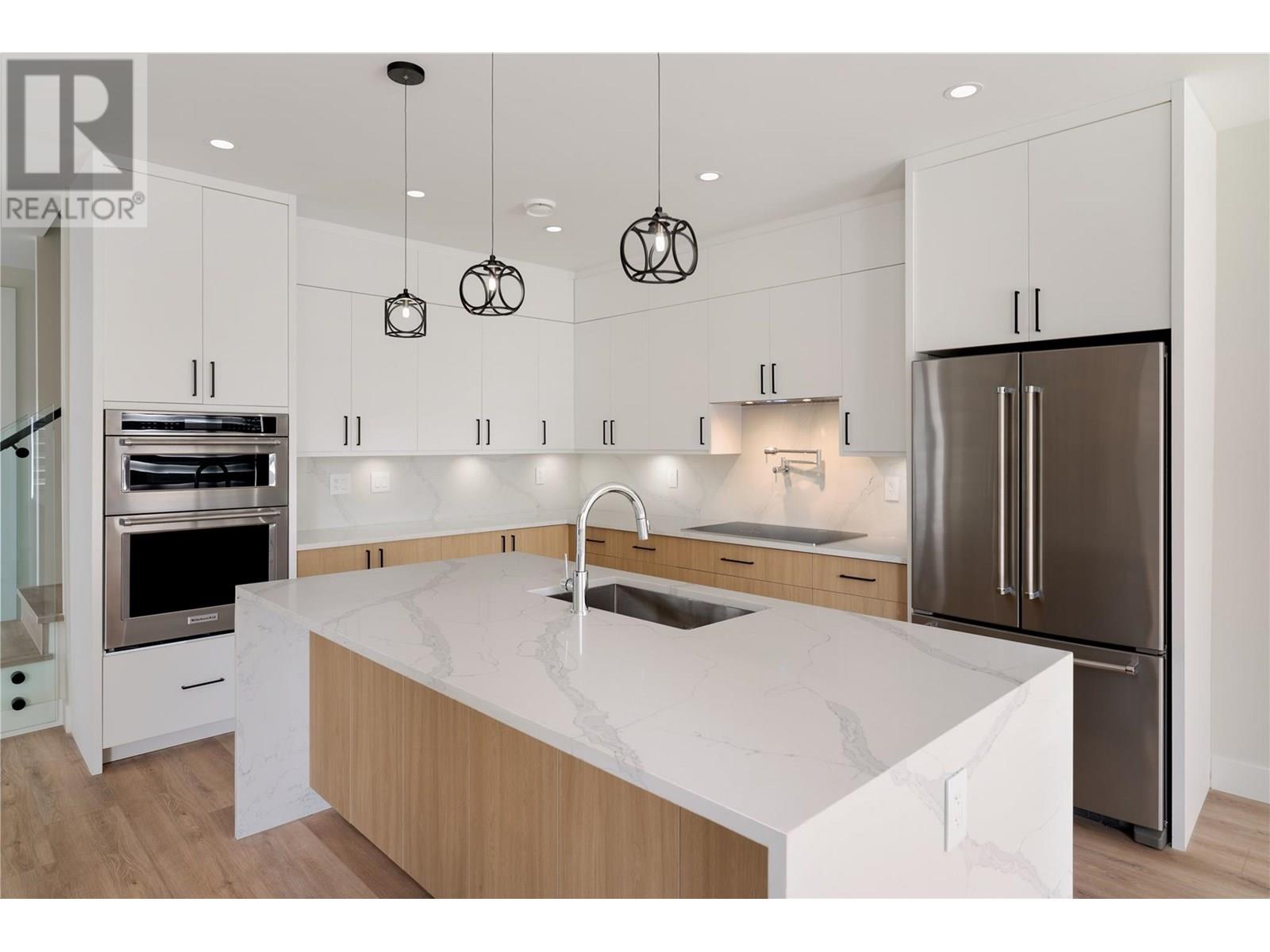  705 Raymer Road, Kelowna