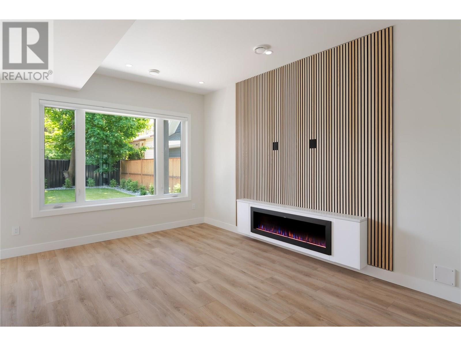  705 Raymer Road, Kelowna