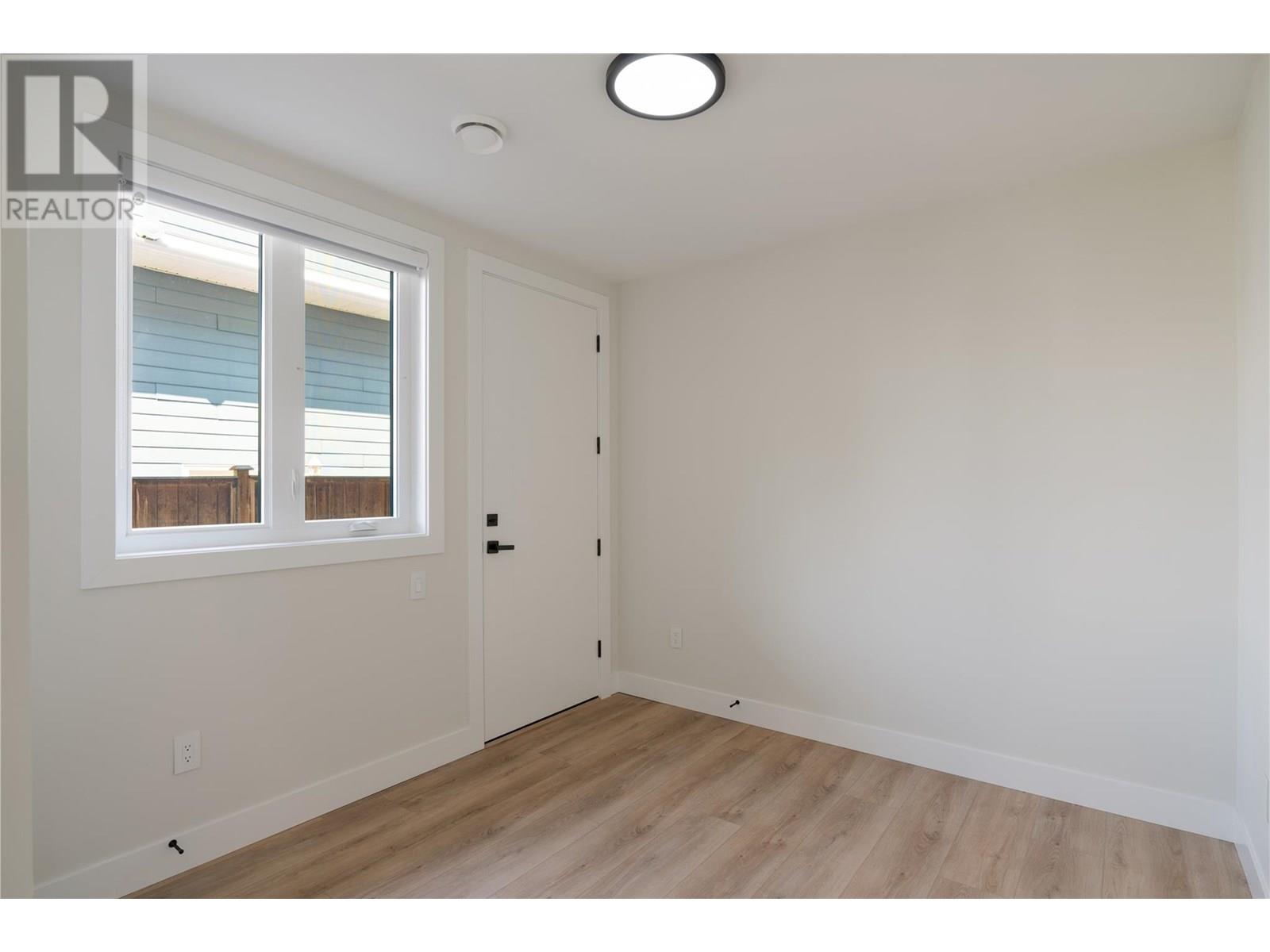  705 Raymer Road, Kelowna
