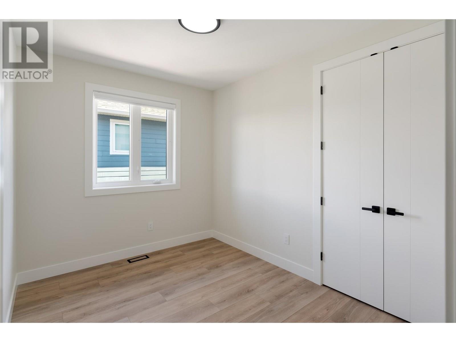  705 Raymer Road, Kelowna