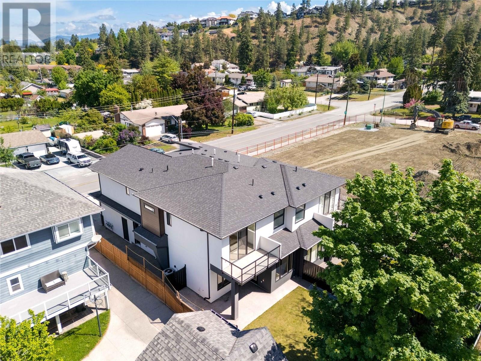  705 Raymer Road, Kelowna