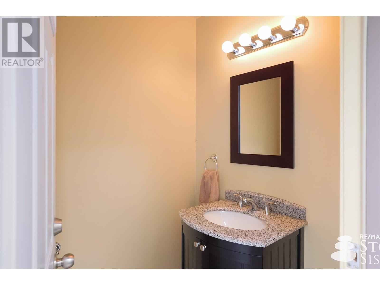  854 Big Rock Court, Kelowna