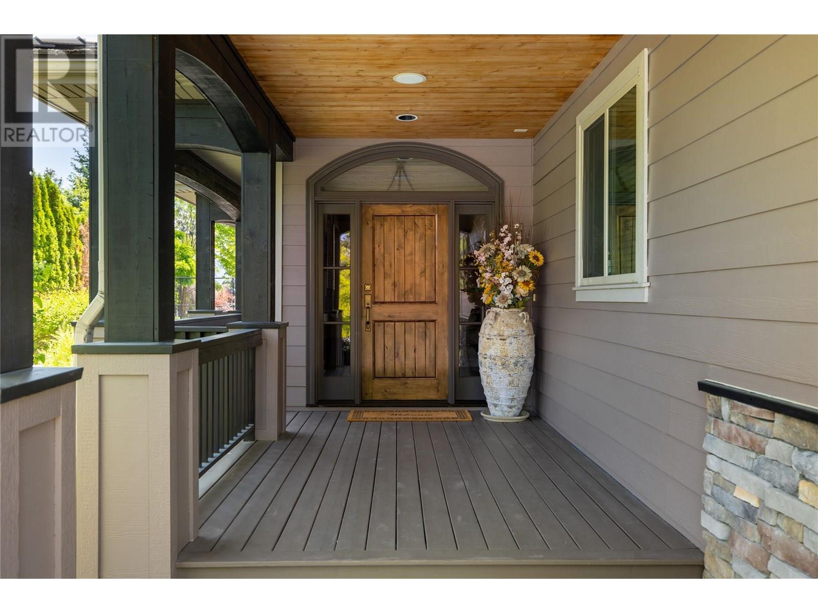  854 Big Rock Court, Kelowna