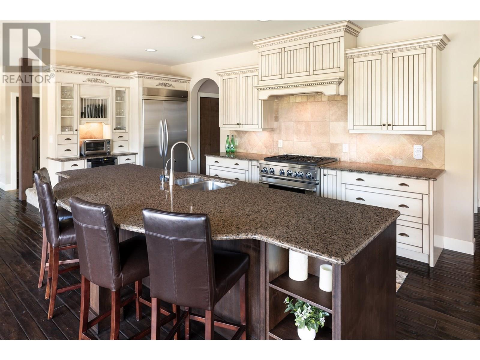  854 Big Rock Court, Kelowna