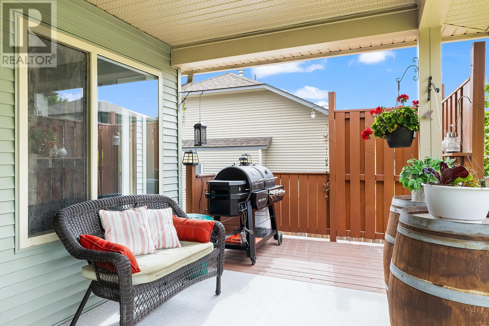  1520 Feedham Avenue, Kelowna