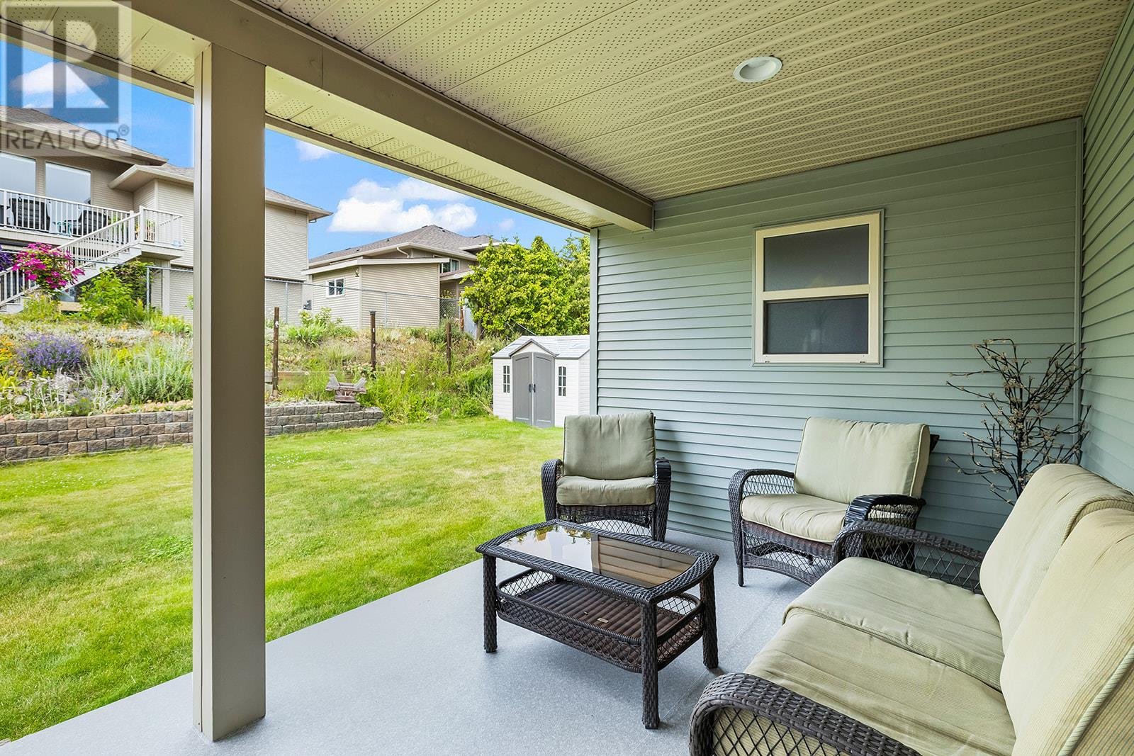  1520 Feedham Avenue, Kelowna