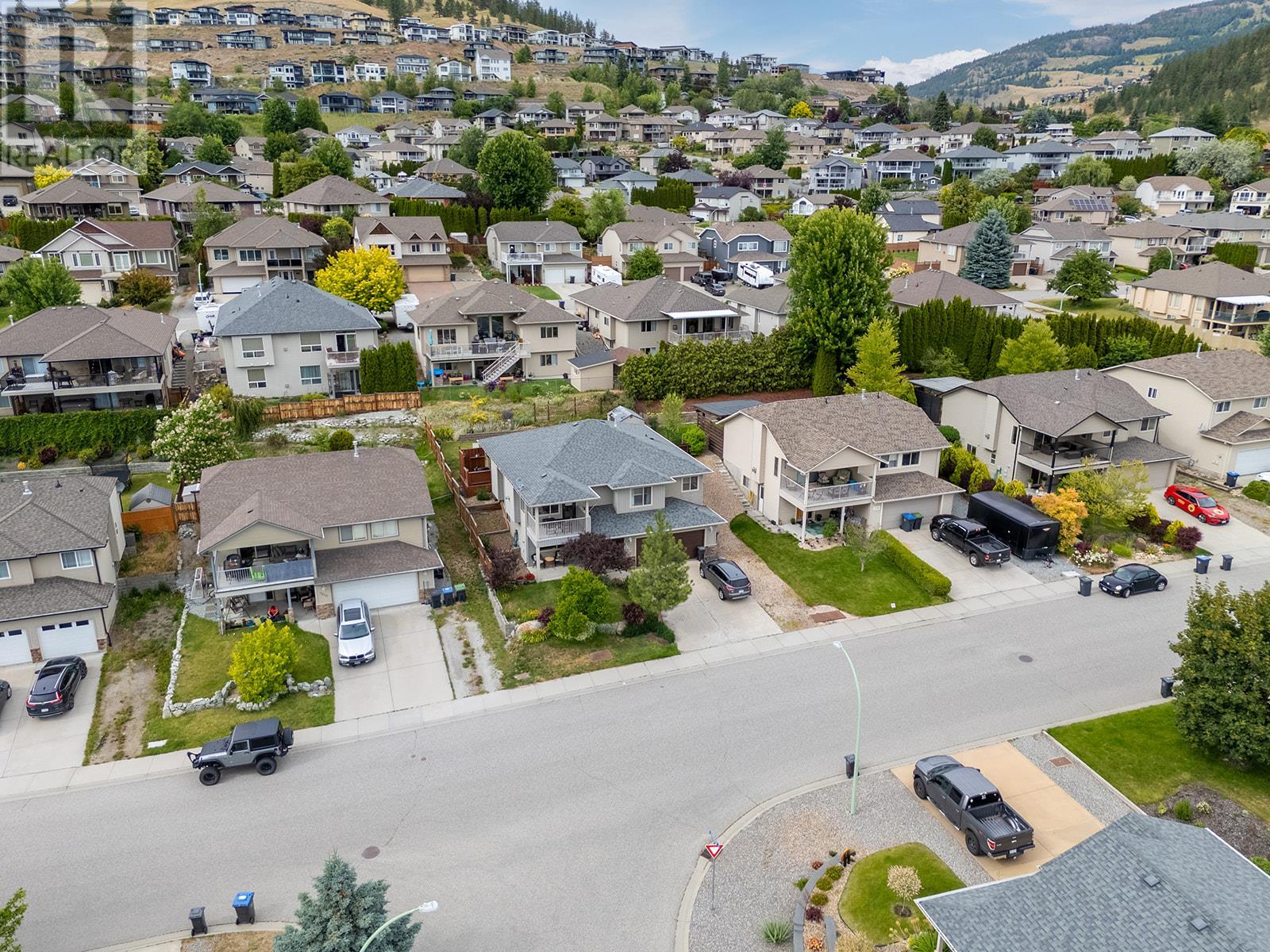  1520 Feedham Avenue, Kelowna