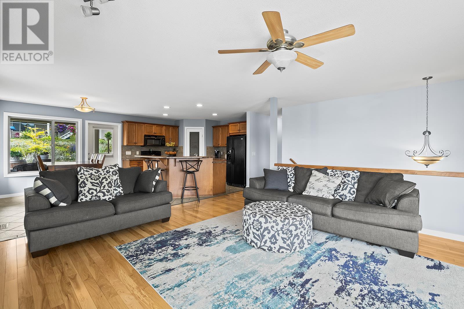  1520 Feedham Avenue, Kelowna