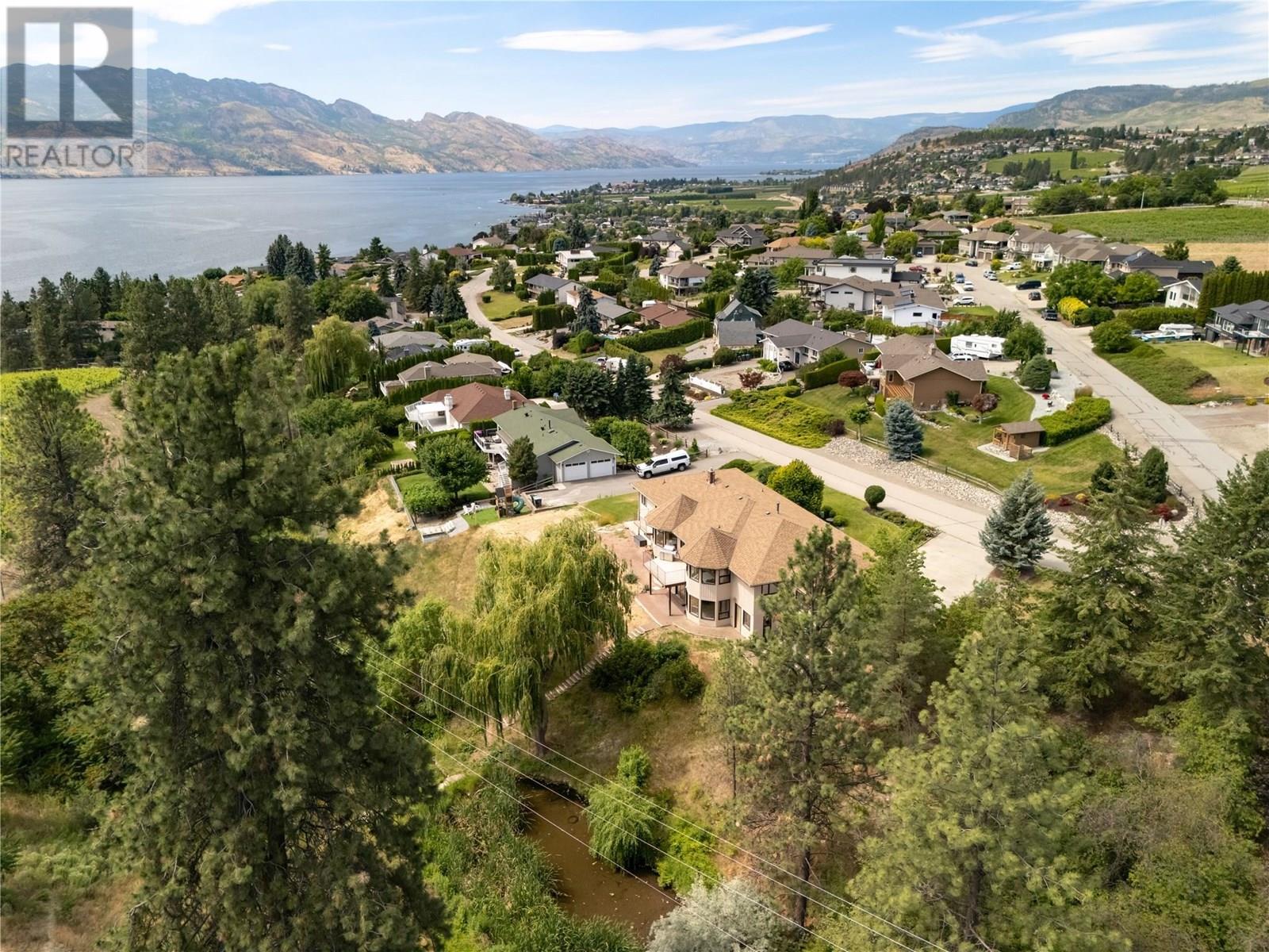  1049 Kelly Drive, West Kelowna
