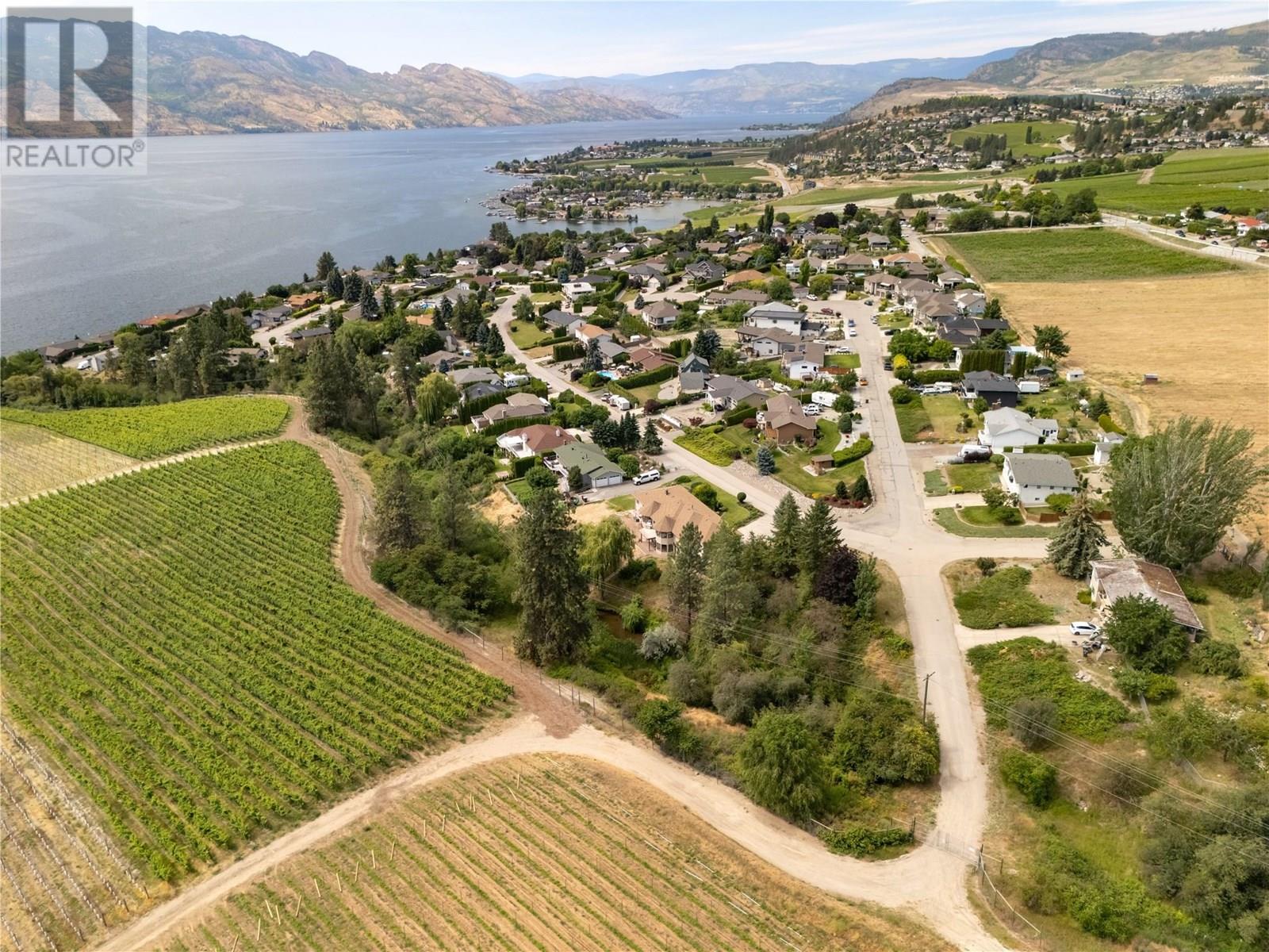  1049 Kelly Drive, West Kelowna