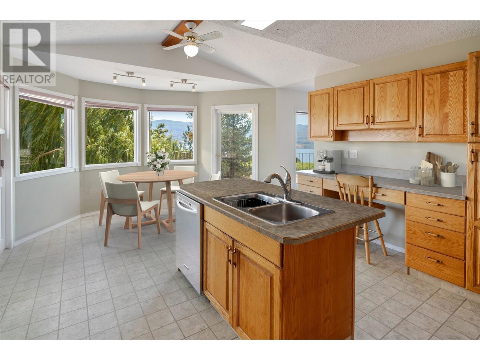  1049 Kelly Drive, West Kelowna