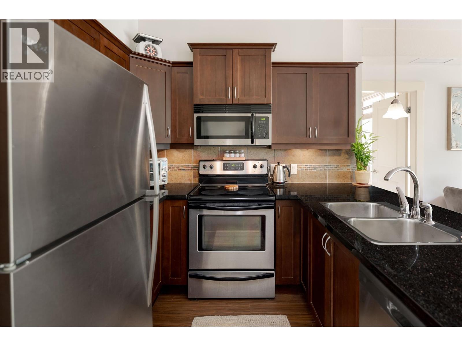 205 3521 Carrington Road, West Kelowna