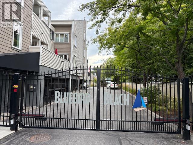 301 4004 BLUEBIRD Road, Kelowna