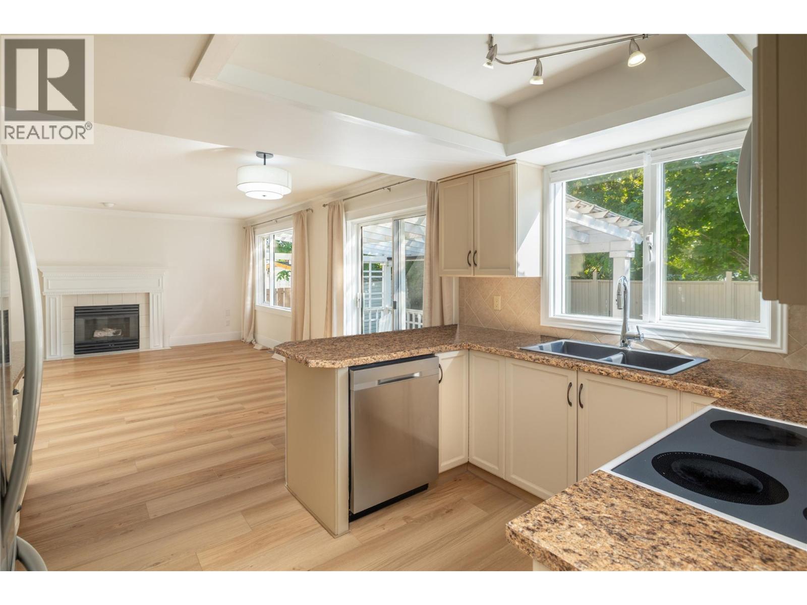  4018 LOGIE Court, Kelowna