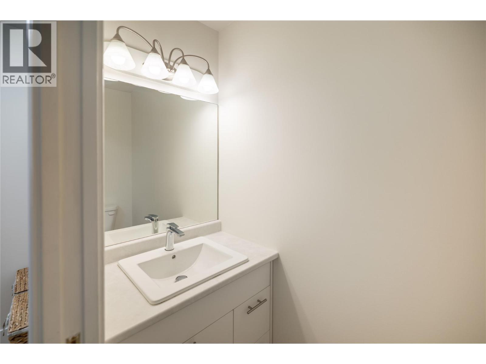  4018 LOGIE Court, Kelowna