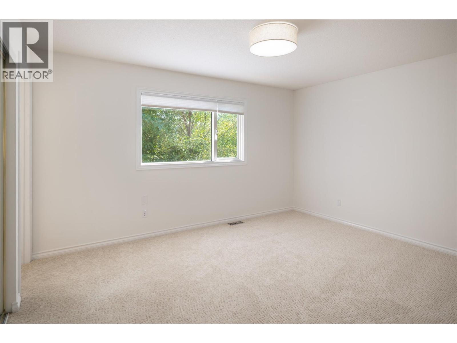  4018 LOGIE Court, Kelowna