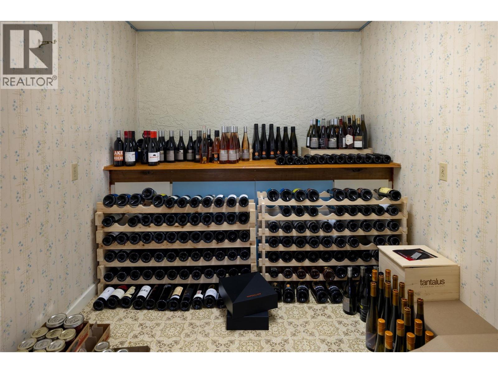  4373 Hobson Road, Kelowna