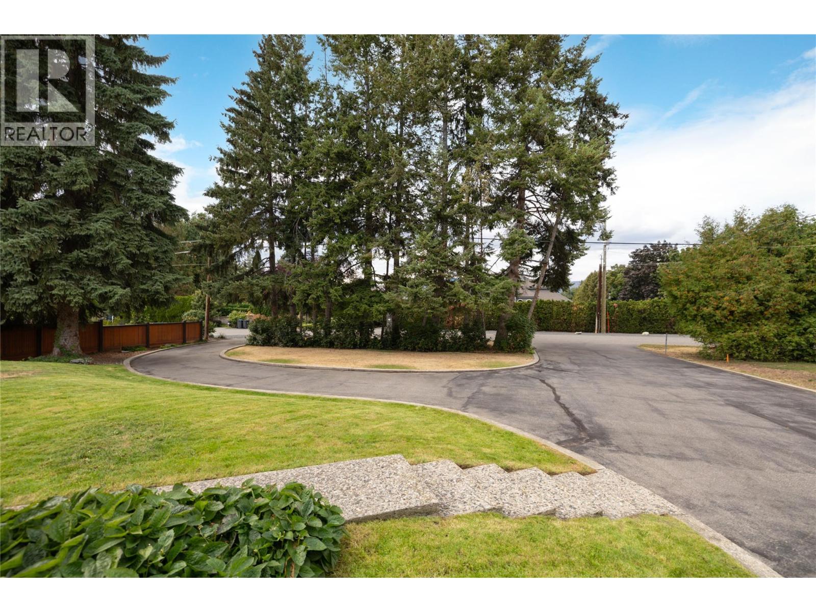  4373 Hobson Road, Kelowna