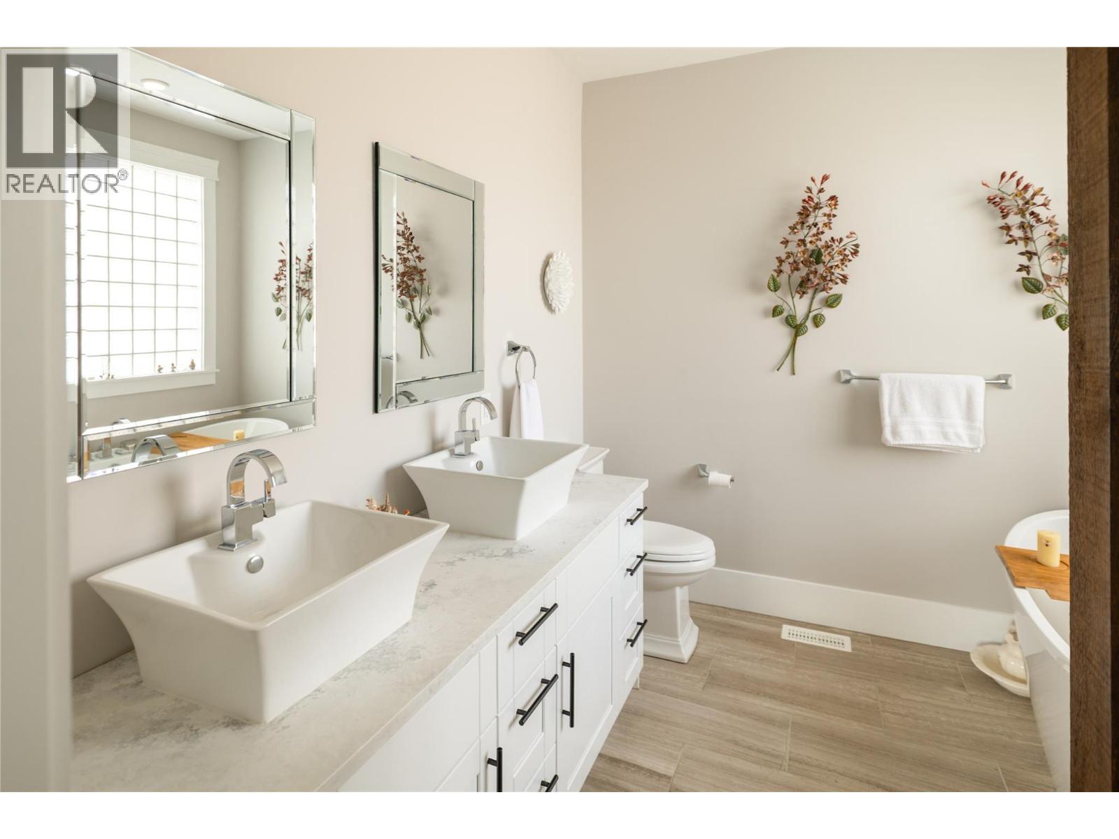 13137 Cliffstone Court, Lake Country