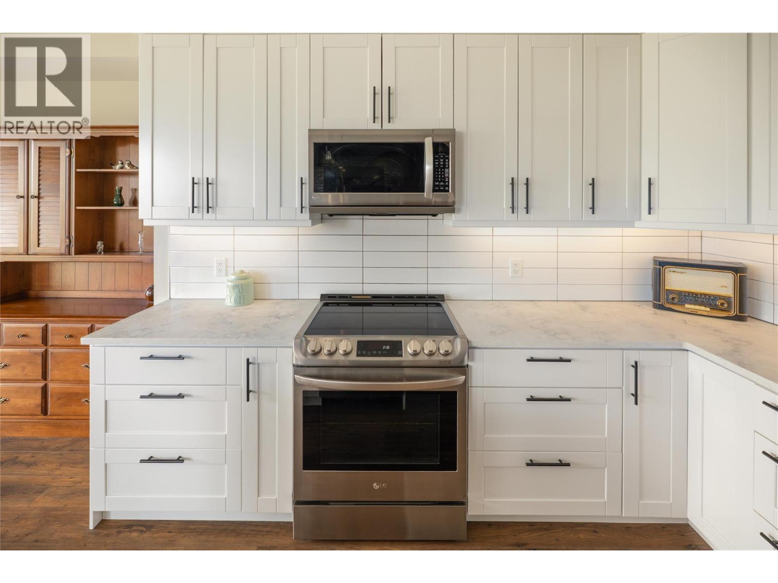  13137 Cliffstone Court, Lake Country