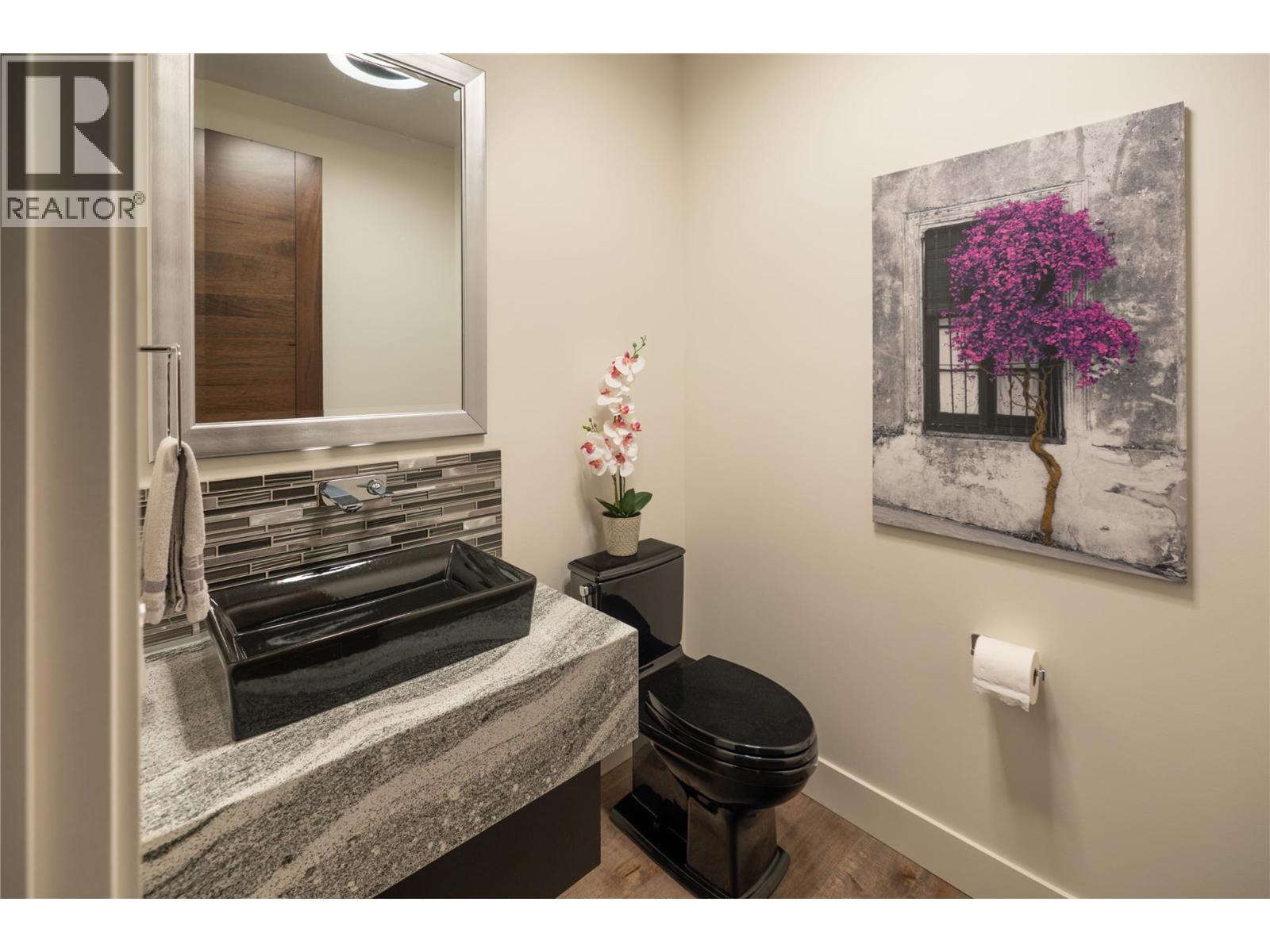  5640 Mountainside Drive, Kelowna