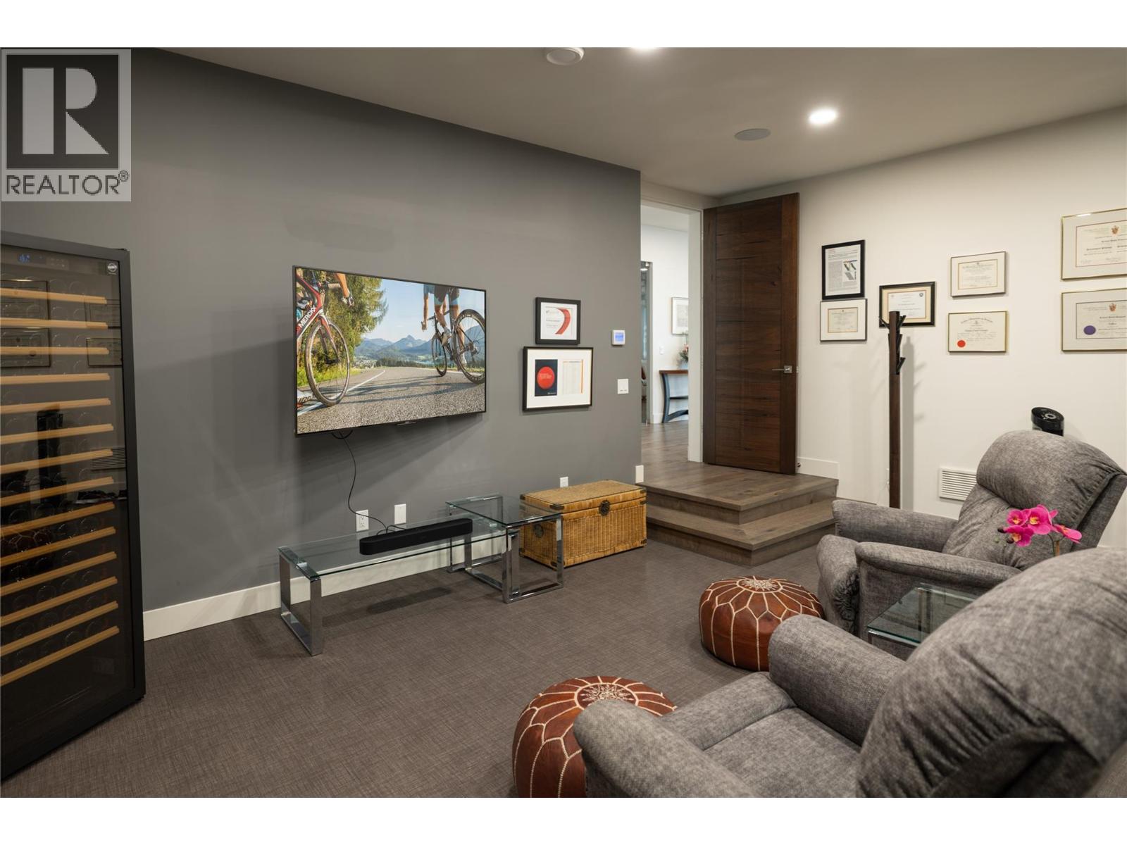  5640 Mountainside Drive, Kelowna