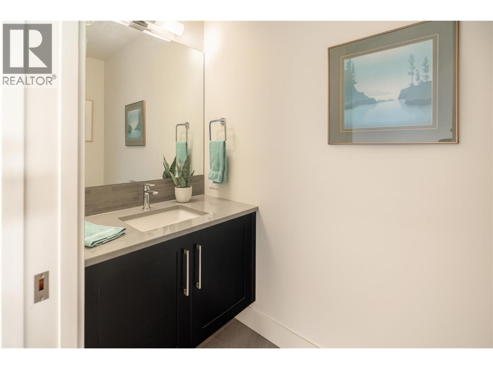  5640 Mountainside Drive, Kelowna