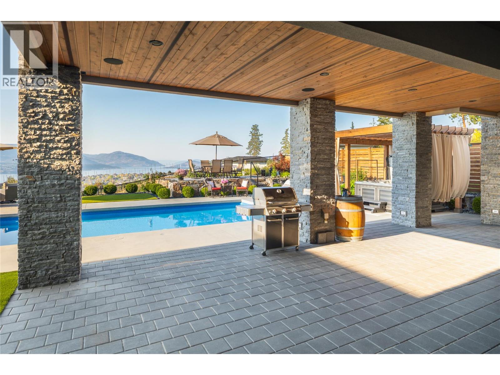  5640 Mountainside Drive, Kelowna
