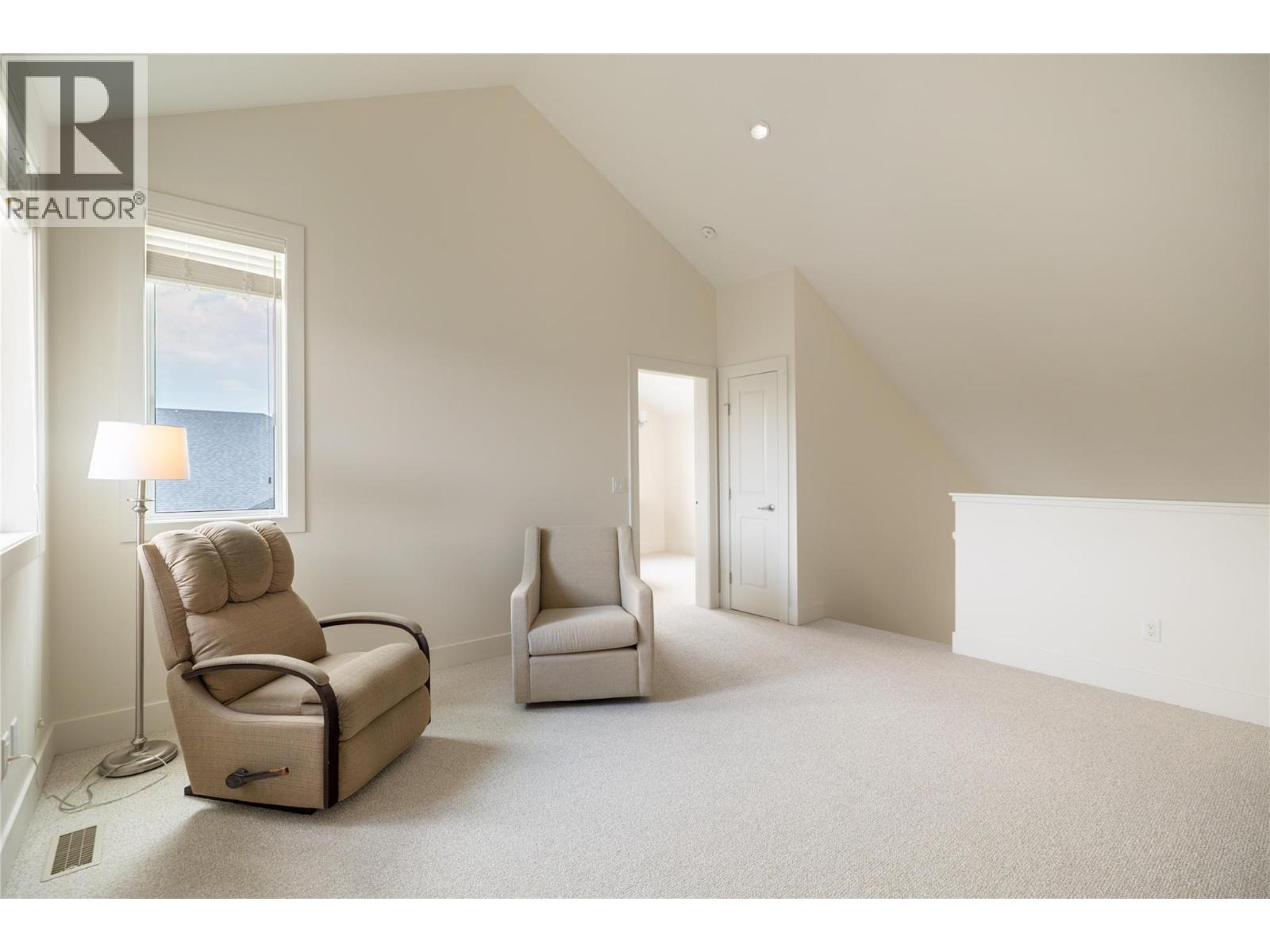 58 1960 KLO Road, Kelowna