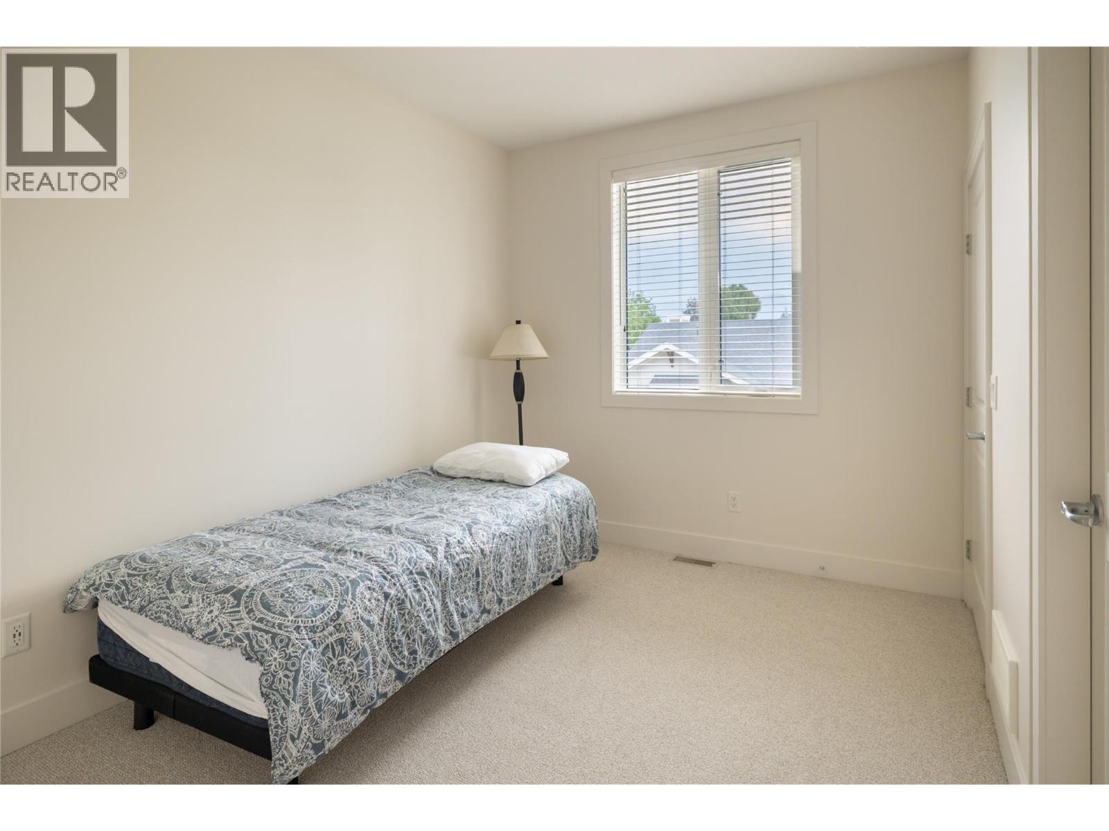 58 1960 KLO Road, Kelowna