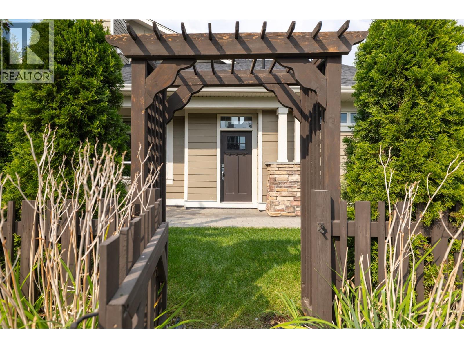 58 1960 KLO Road, Kelowna