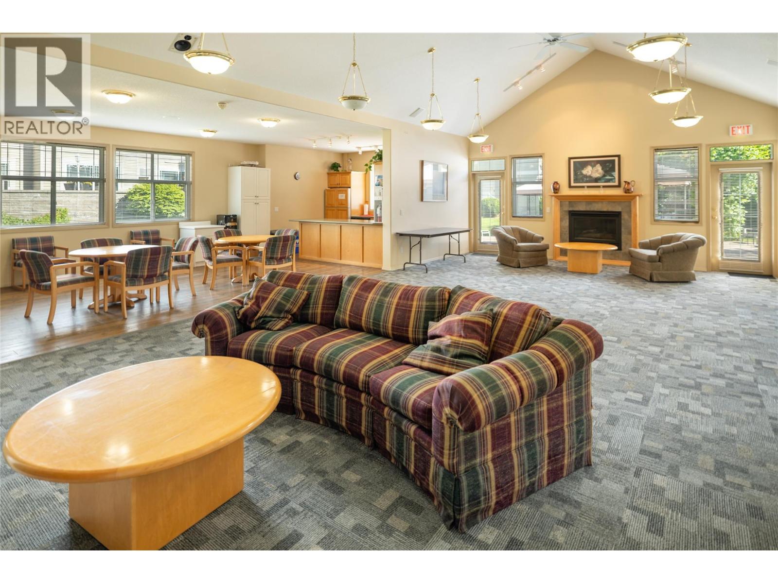 108 555 Houghton Road, Kelowna