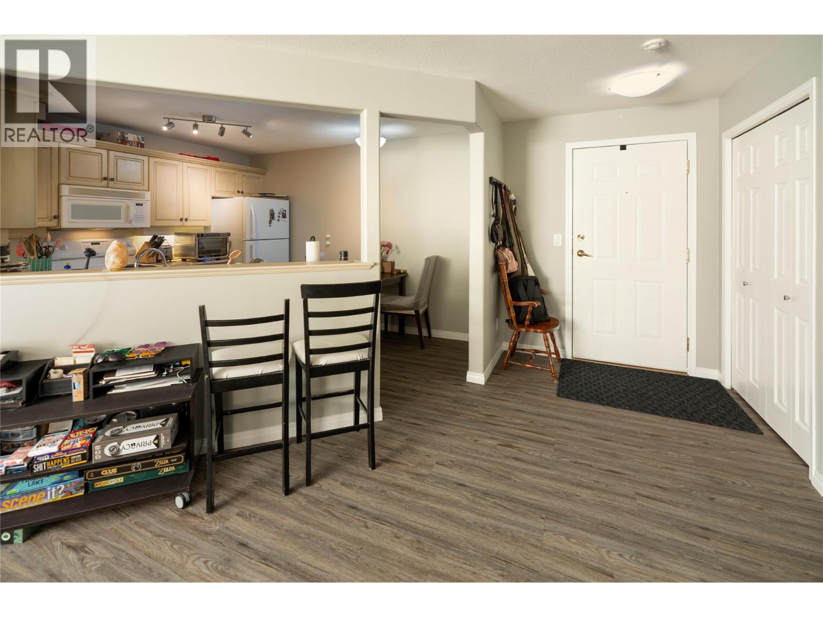 108 555 Houghton Road, Kelowna