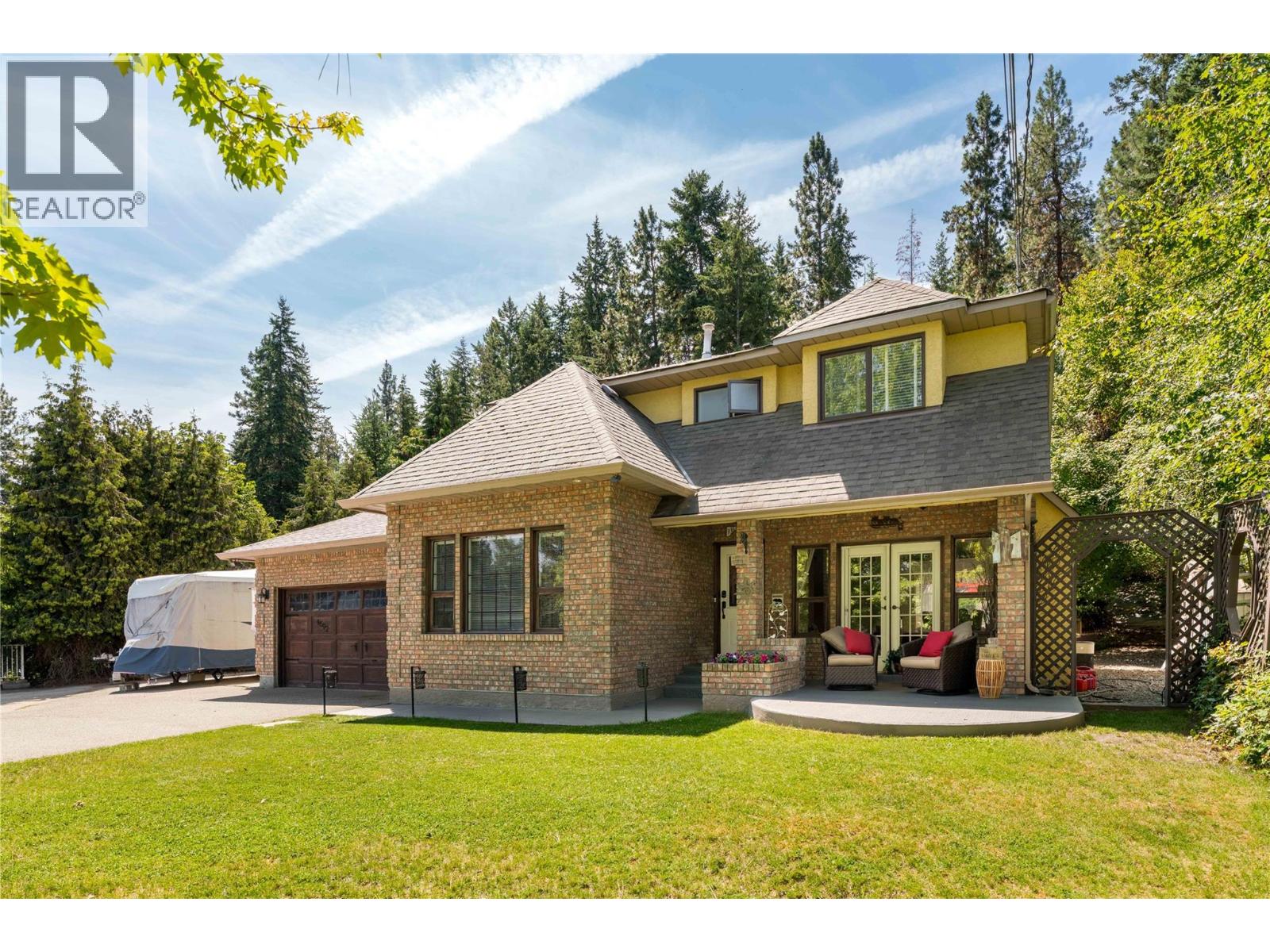  4692 GORDON Drive, Kelowna