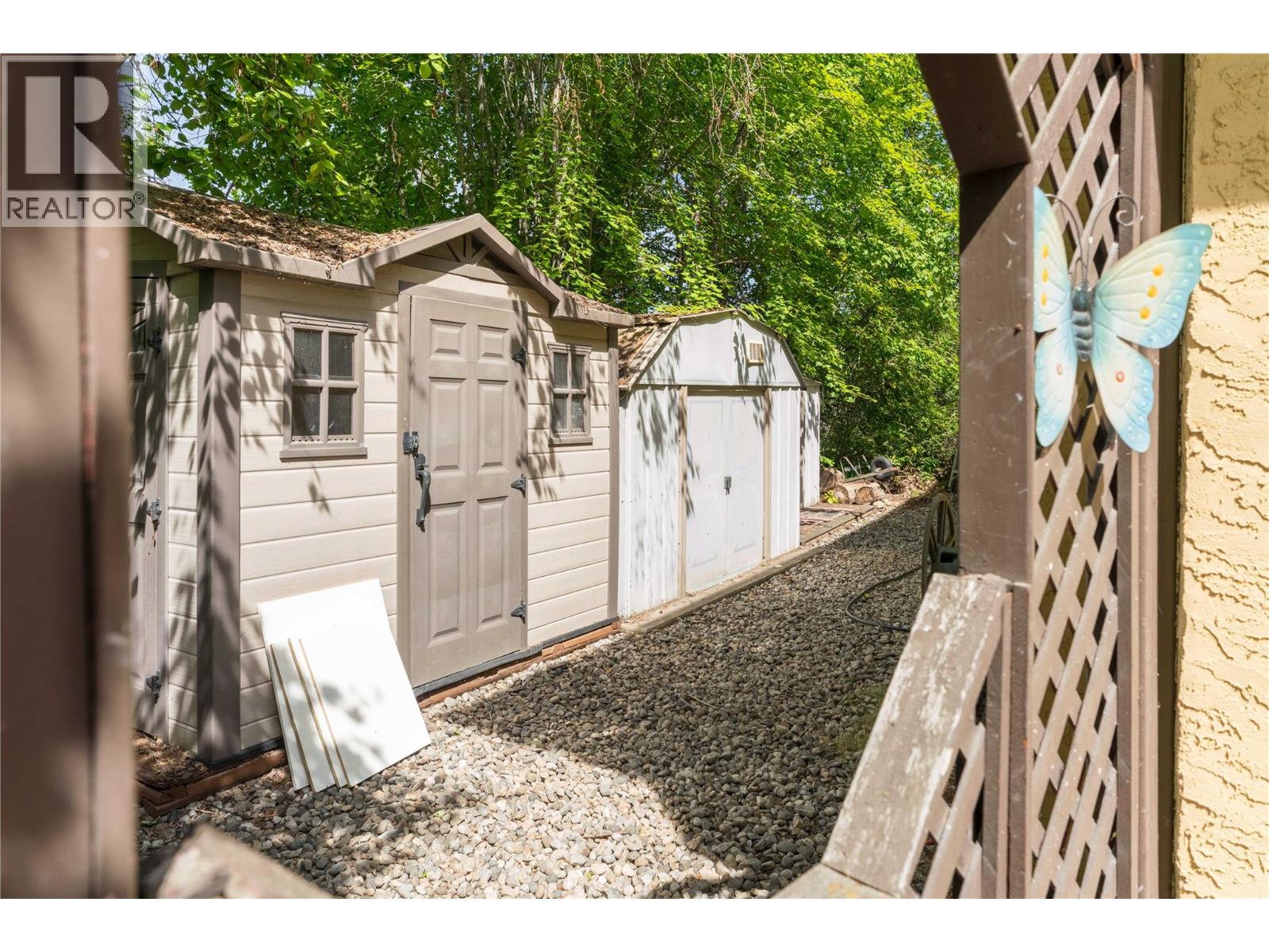  4692 GORDON Drive, Kelowna