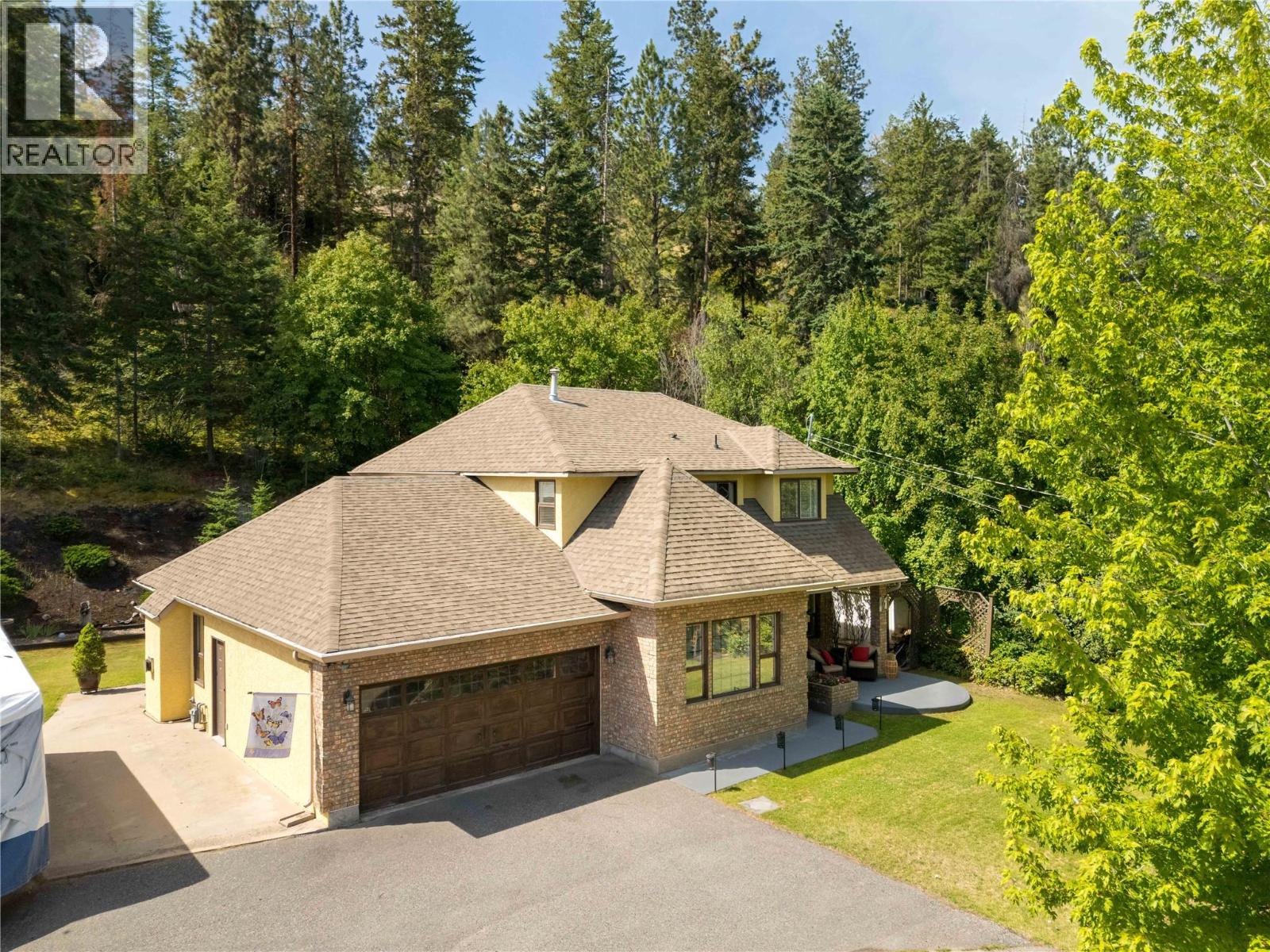  4692 GORDON Drive, Kelowna