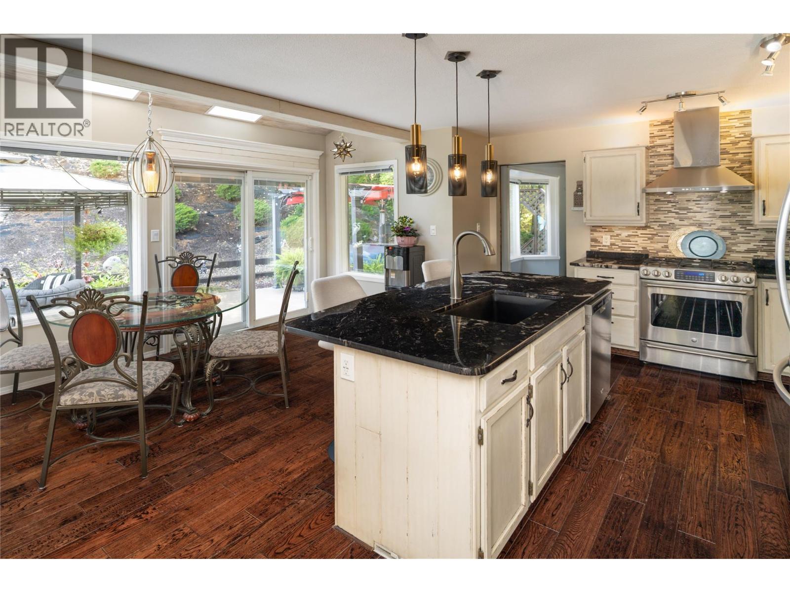  4692 GORDON Drive, Kelowna