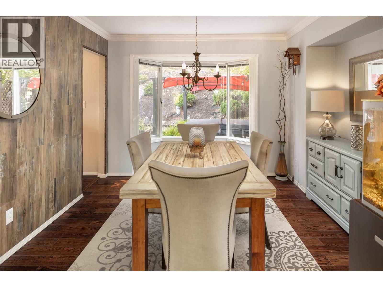  4692 GORDON Drive, Kelowna