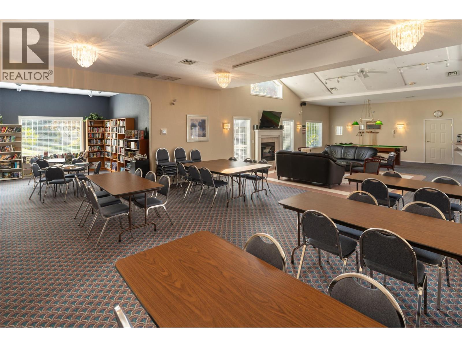 175 609 TRUSWELL Road, Kelowna