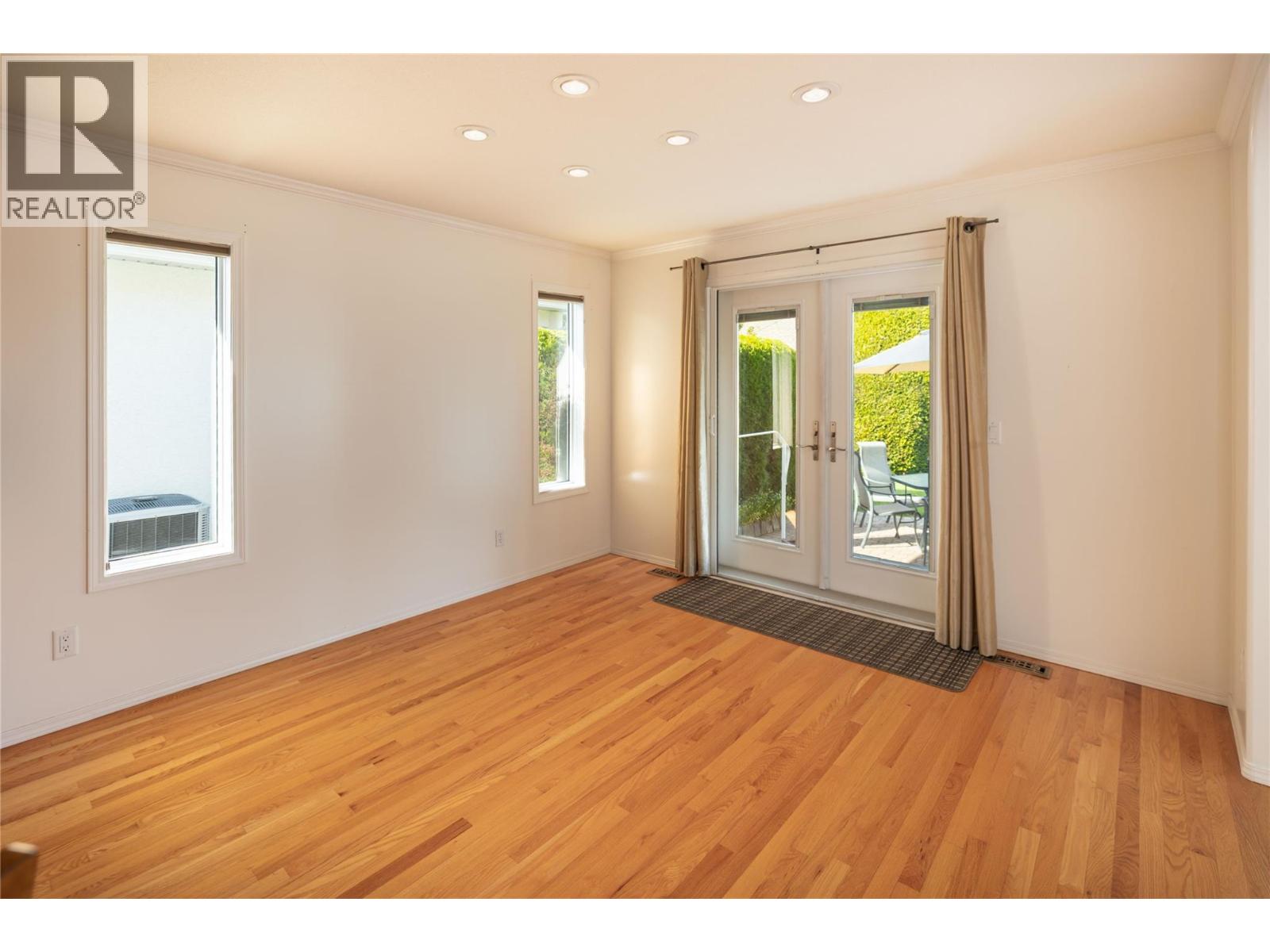 175 609 TRUSWELL Road, Kelowna