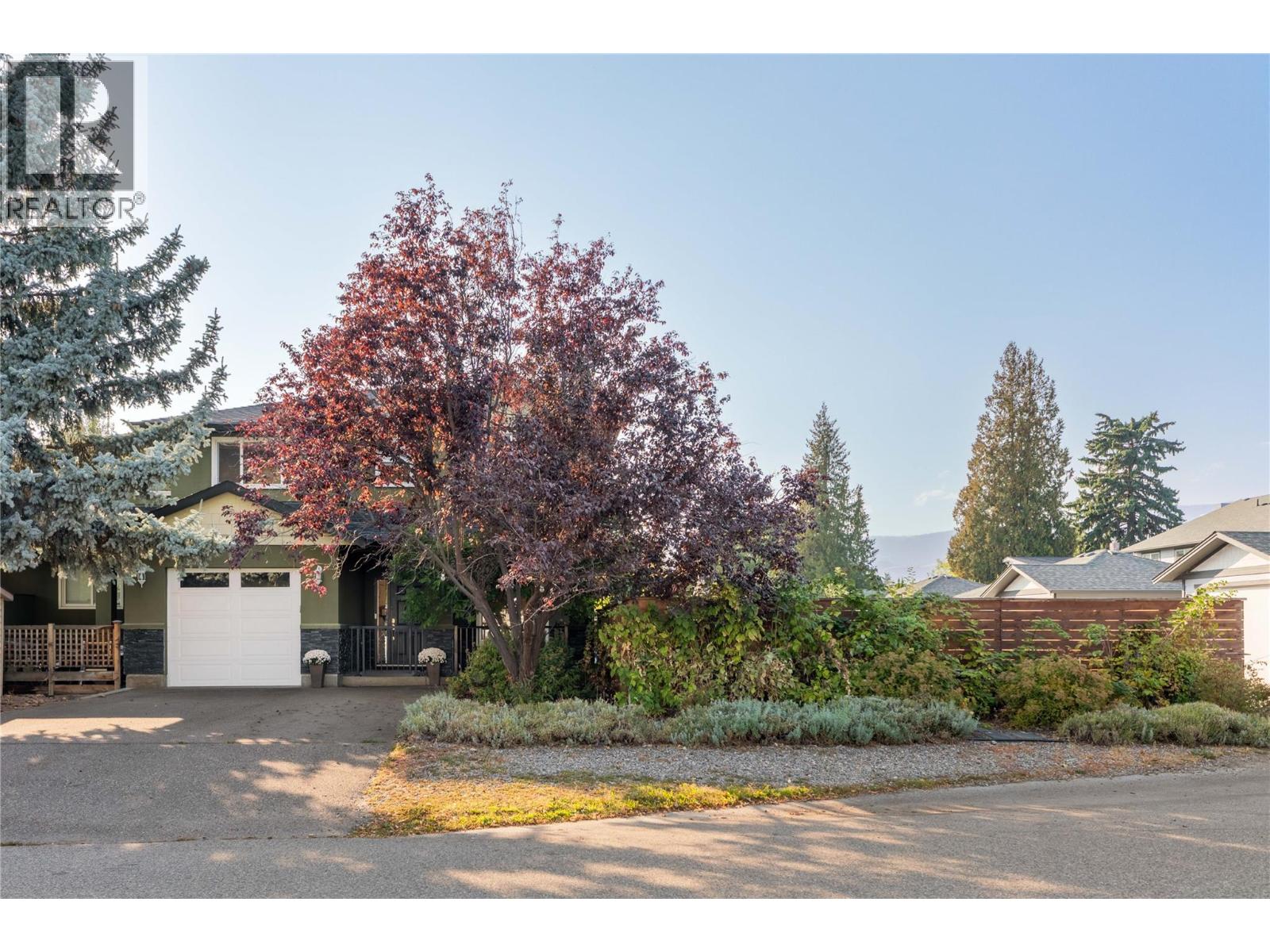  1818 Bowes Street, Kelowna