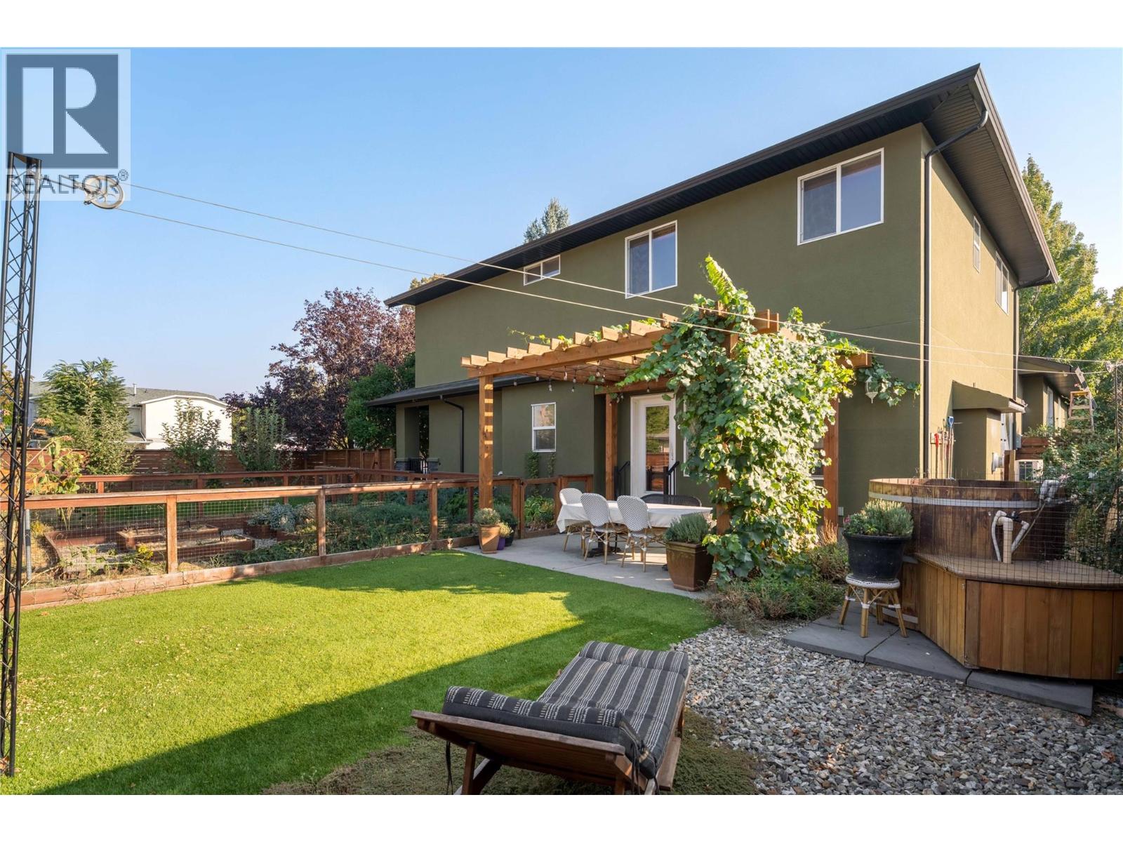  1818 Bowes Street, Kelowna