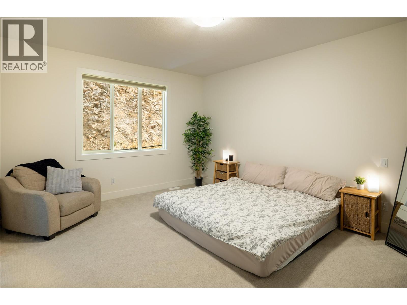  2203 LAVETTA Drive, Kelowna