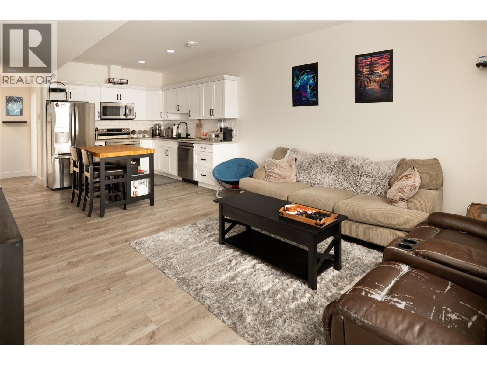  2203 LAVETTA Drive, Kelowna