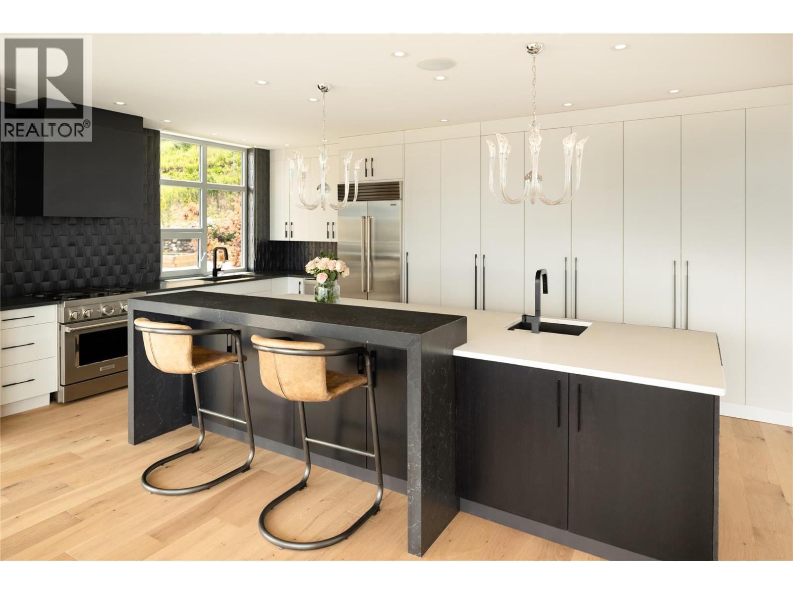 5 1750 Westside Road North, Kelowna