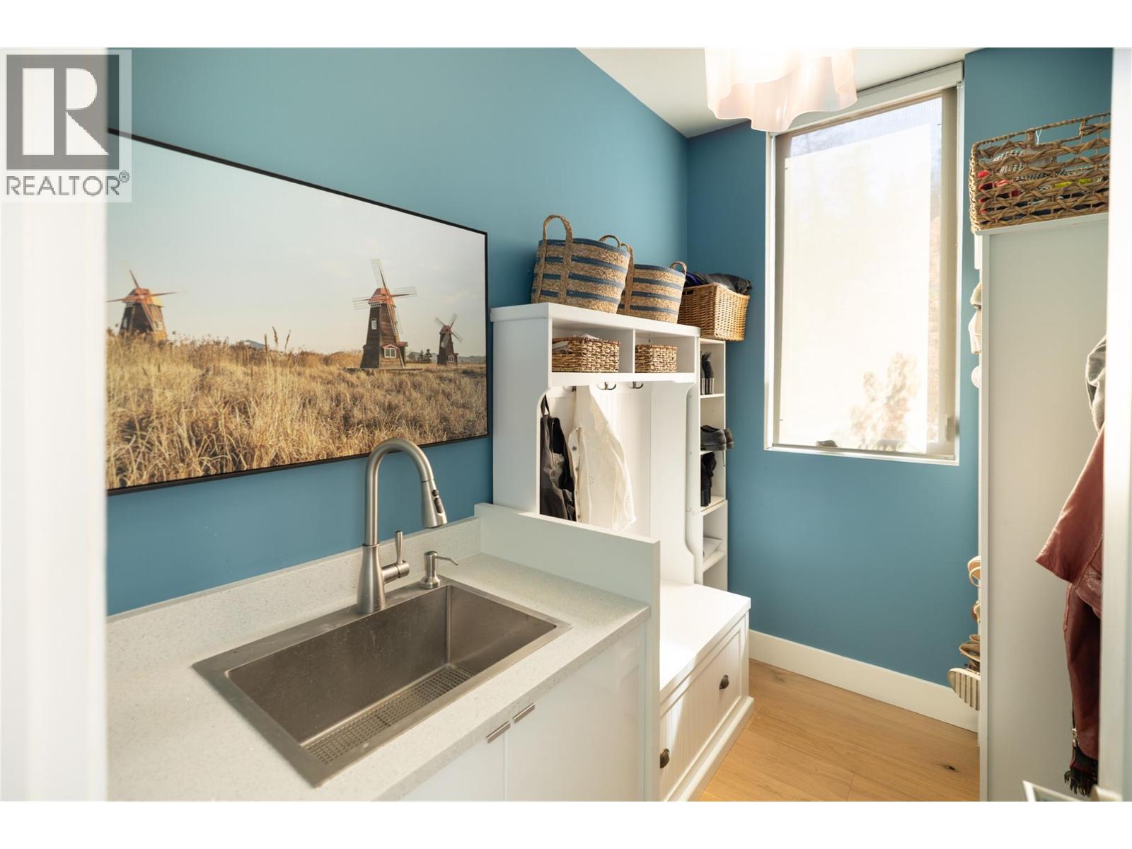 5 1750 Westside Road North, Kelowna