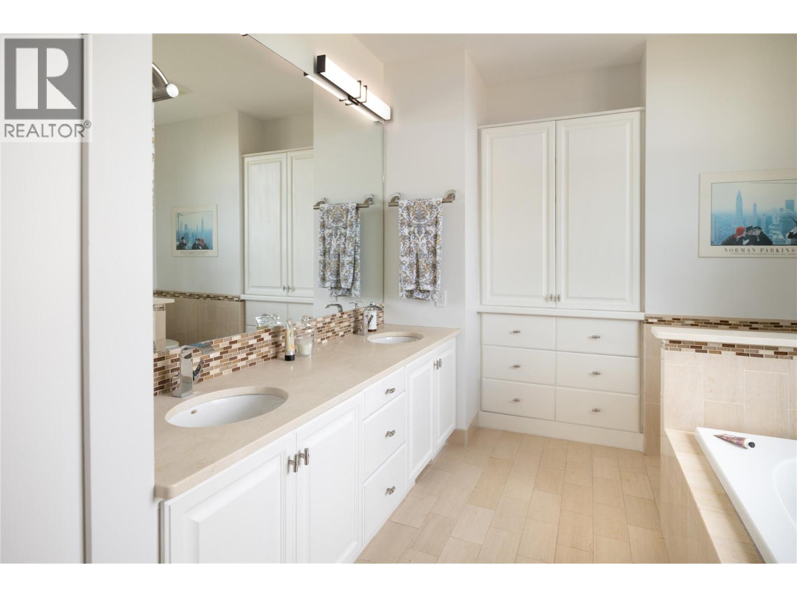 5 1750 Westside Road North, Kelowna