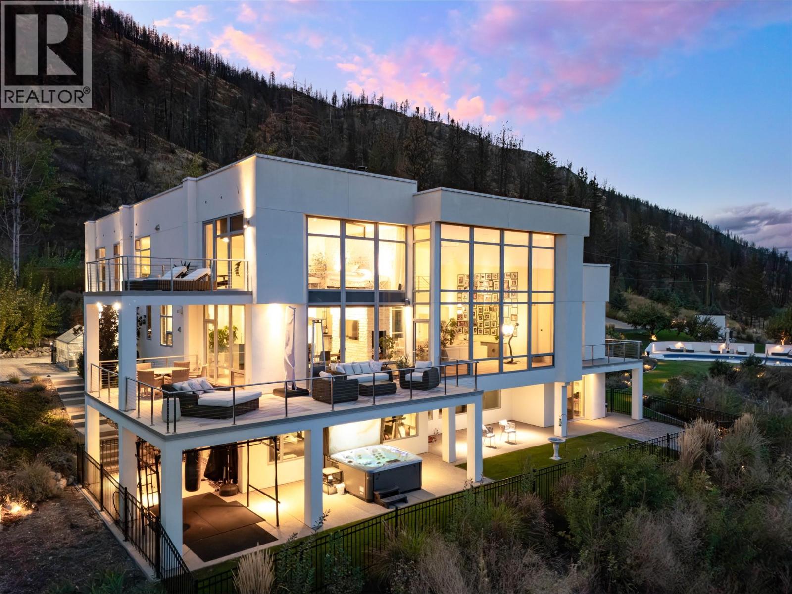 5 1750 Westside Road North, Kelowna