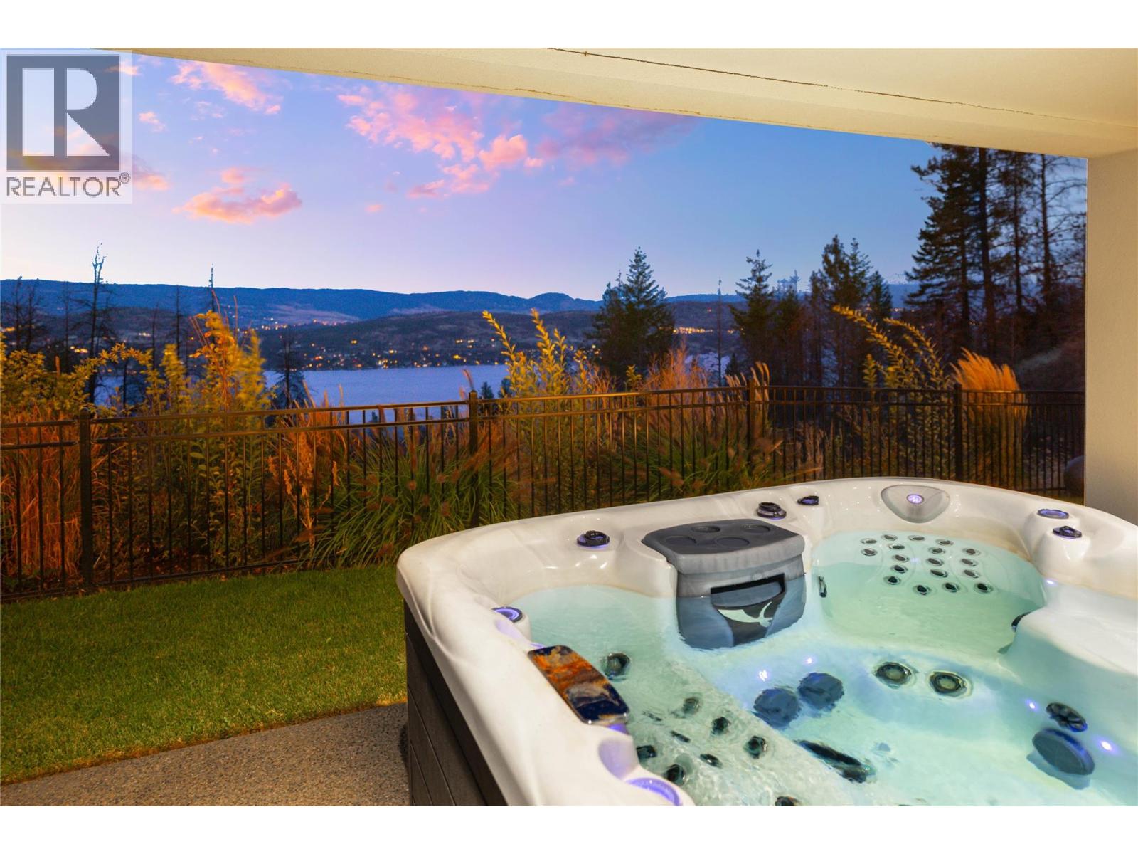 5 1750 Westside Road North, Kelowna